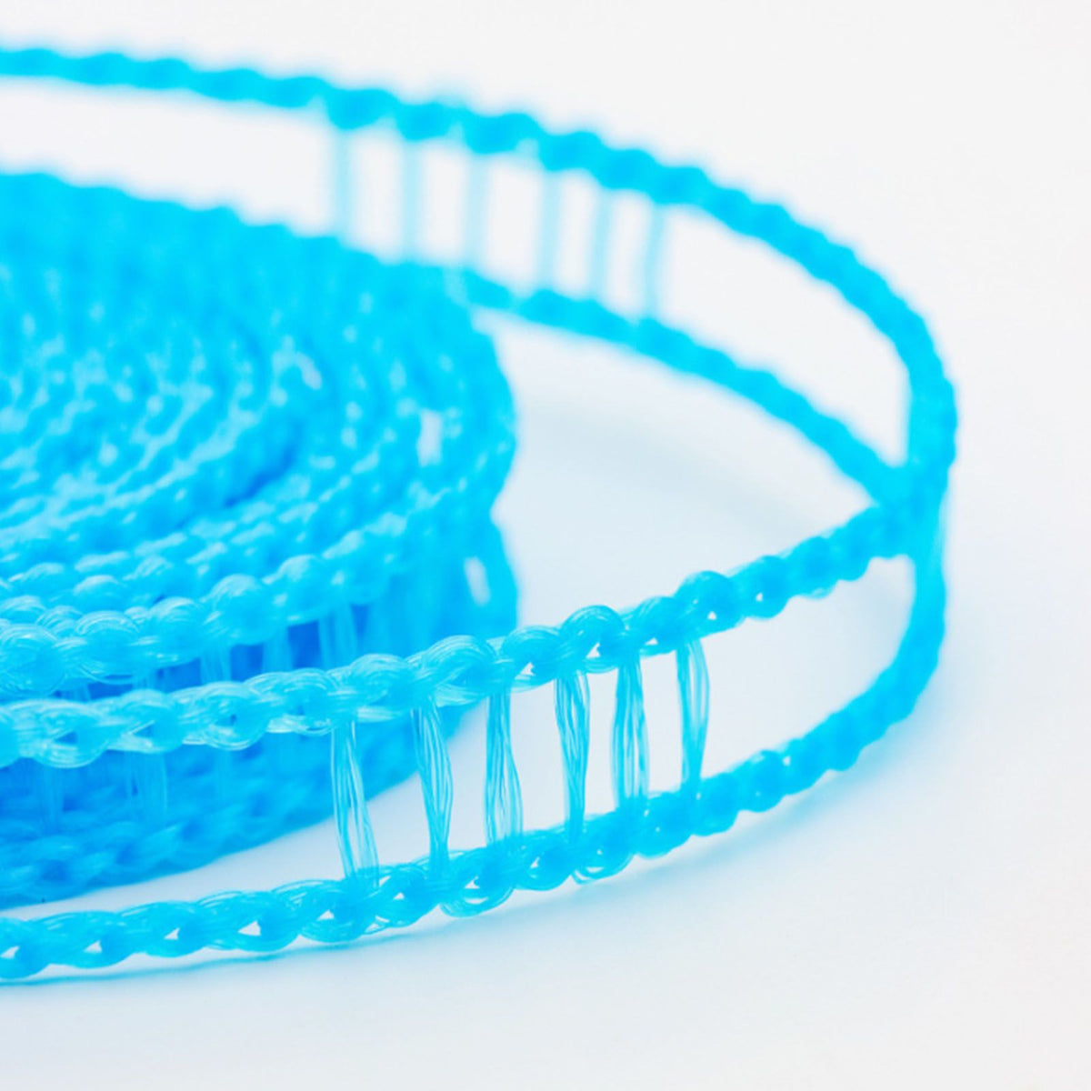 Clothesline 8 Meters Windproof Stable Load Bearing Nylon Material Punch Free Installation Laundry Rope for Indoor Outdoor Blue