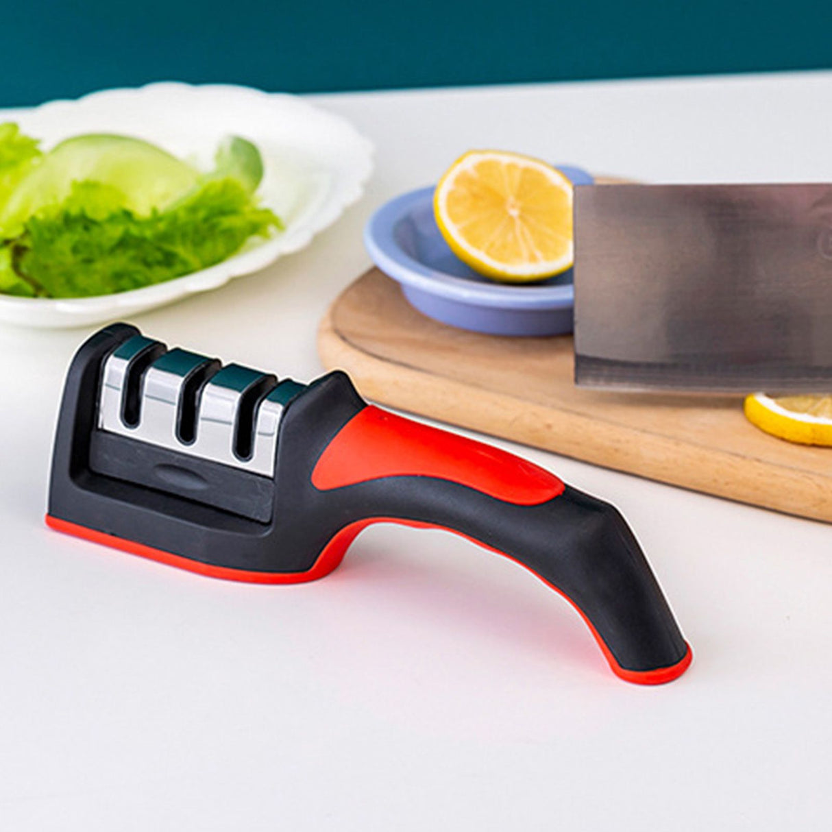 Handheld Knife Sharpening Tool 3 Segments Red and Black Multipurpose Knife Sharpener for Kitchen