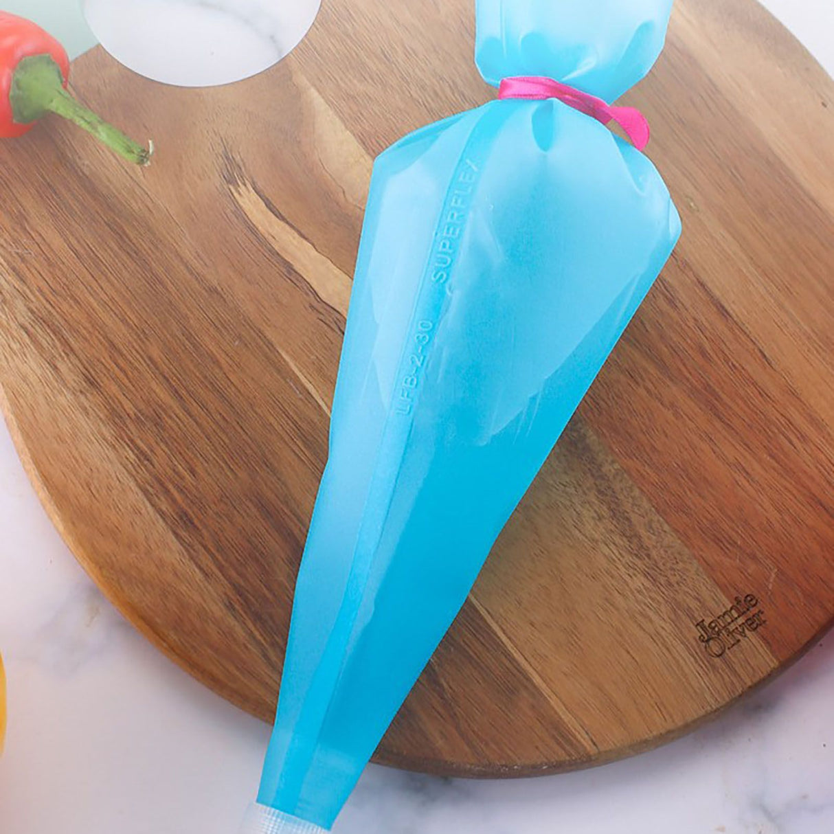 Piping Bags and Tips Set Cake Decorating Supplies for Baking TPU Pastry Bags Stainless Steel Tips Blue