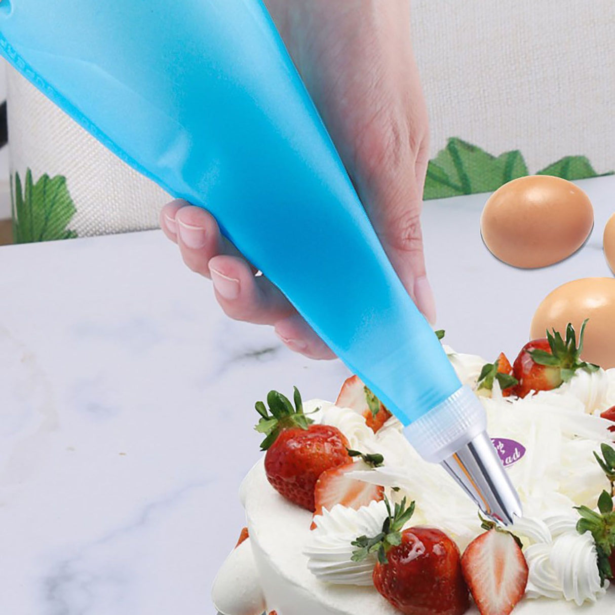 Piping Bags and Tips Set Cake Decorating Supplies for Baking TPU Pastry Bags Stainless Steel Tips Blue
