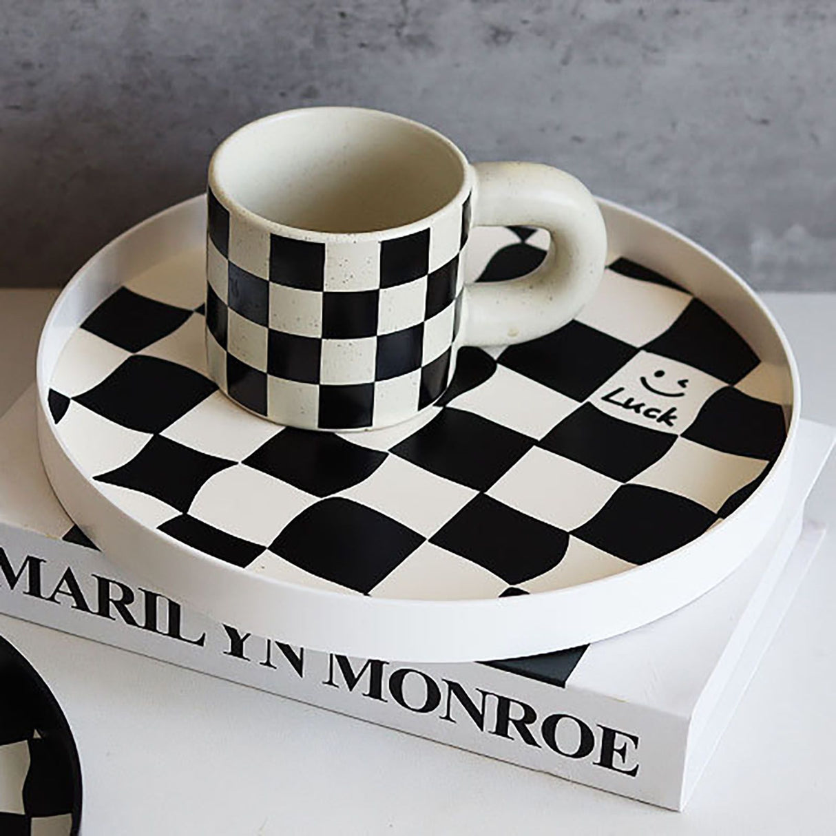 Round Storage Organizer Tray Checkerboard Design Plate Container Tray for Fruit Perfume Jewelry White, Large