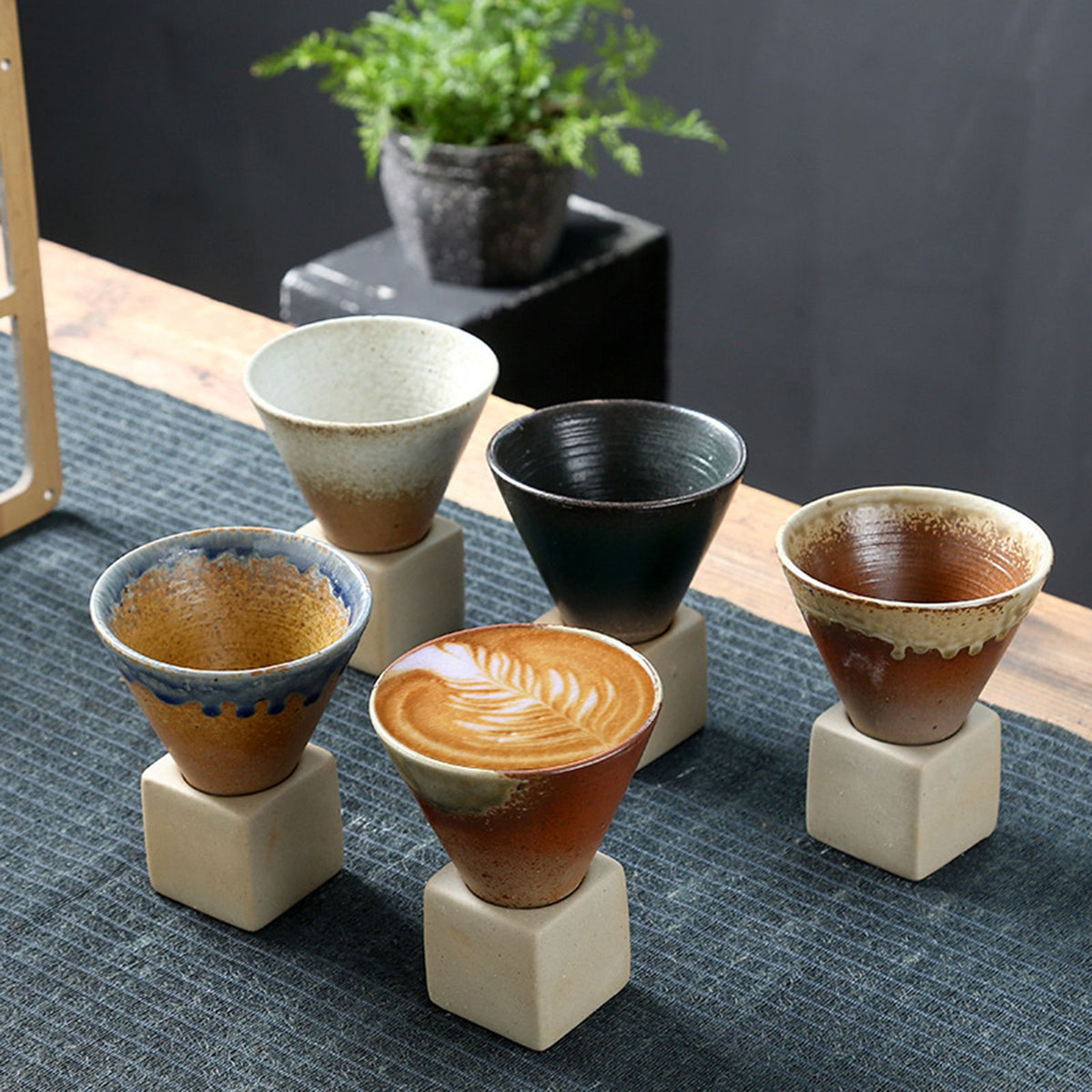 200mL Japanese Pottery Mug Coffee Mug Latte Cup with Base Ceramic Mug