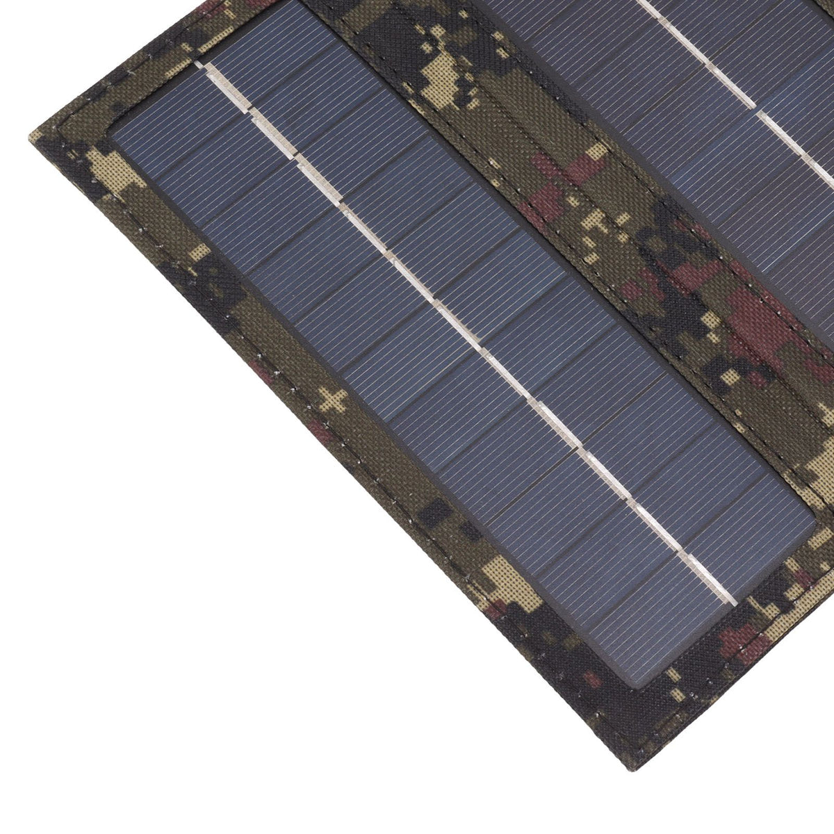 40W 4 Fold Solar Panel Charging Bag Folding Bag Foldable Monocrystalline Solar Panel Charger for Outdoor Camping Hiking Emergency Charging Camouflage