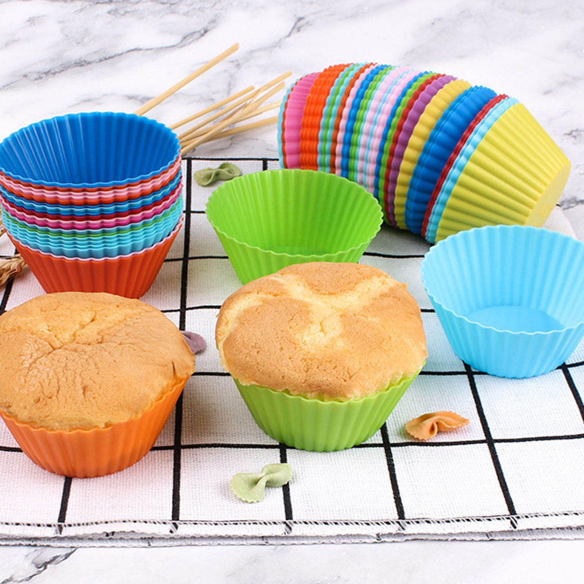 12pcs Silicone Baking Cups High Temperature Resistant Food Grade Silicone Muffin Cups for Party