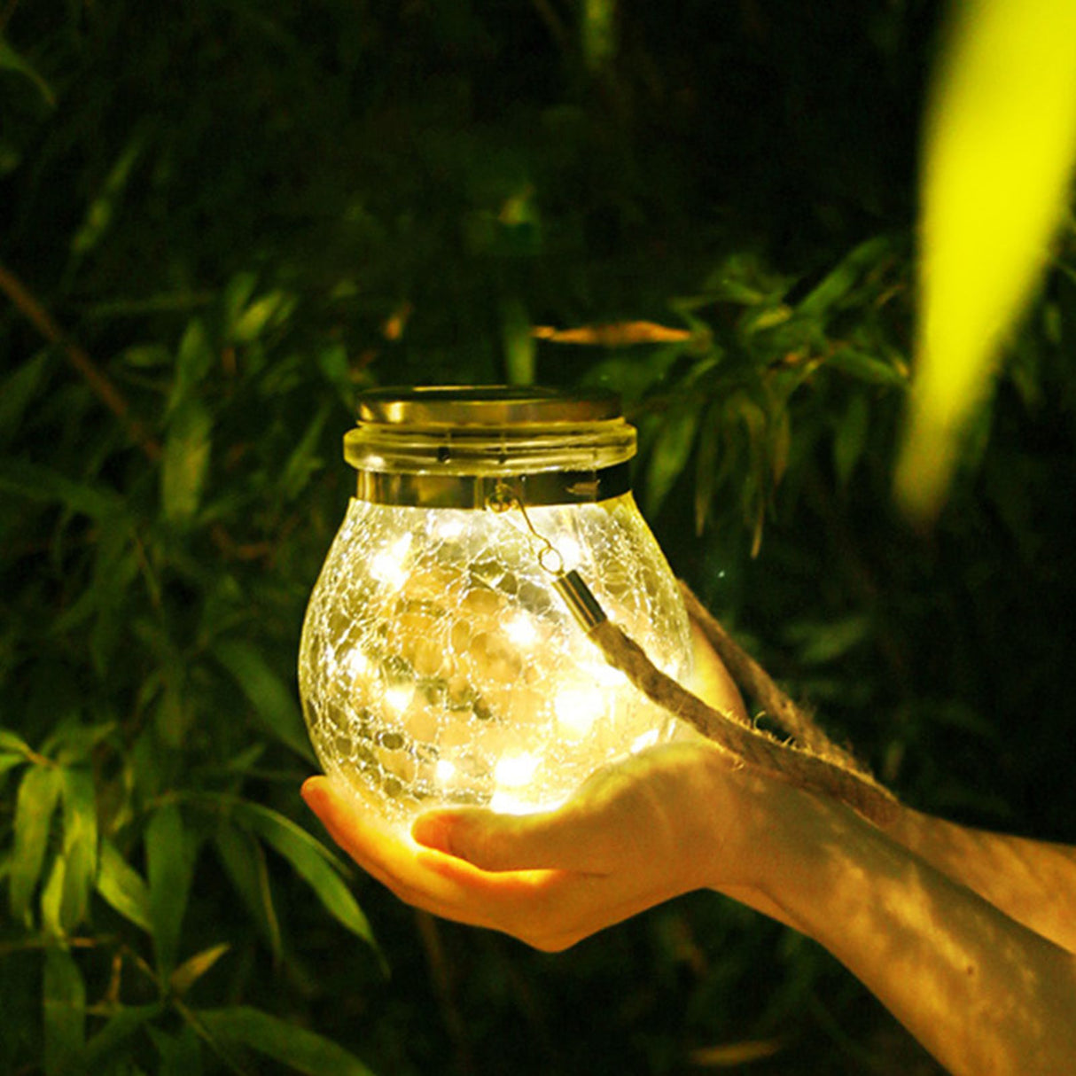 Hanging Solar Light Thickened Crackle Glass Style Waterproof Smar Sensor Hanging Solar Lantern for Garden Yard Pathway