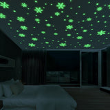 in The Dark Christmas Snowflake Sticker Xmas Self Adhesive PVC Wall Decals Stickers Luminous Stickers for Wall Door Window Ceiling