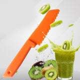 8Pcs / Set Kid Plastic Kitchen Cutter Set Children Safe Cooking Chef Nylon Cutter for Fruit Bread Cake Salad Lettuce Cutter - Close-Up Angle