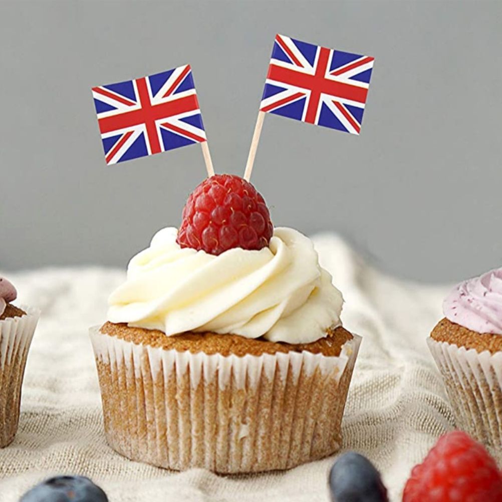 100Pcs Union Jack Mini Flags Hand Held British Toothpick Flags Cupcake Toppers UK Flags Fruit Sticks Party Decorations