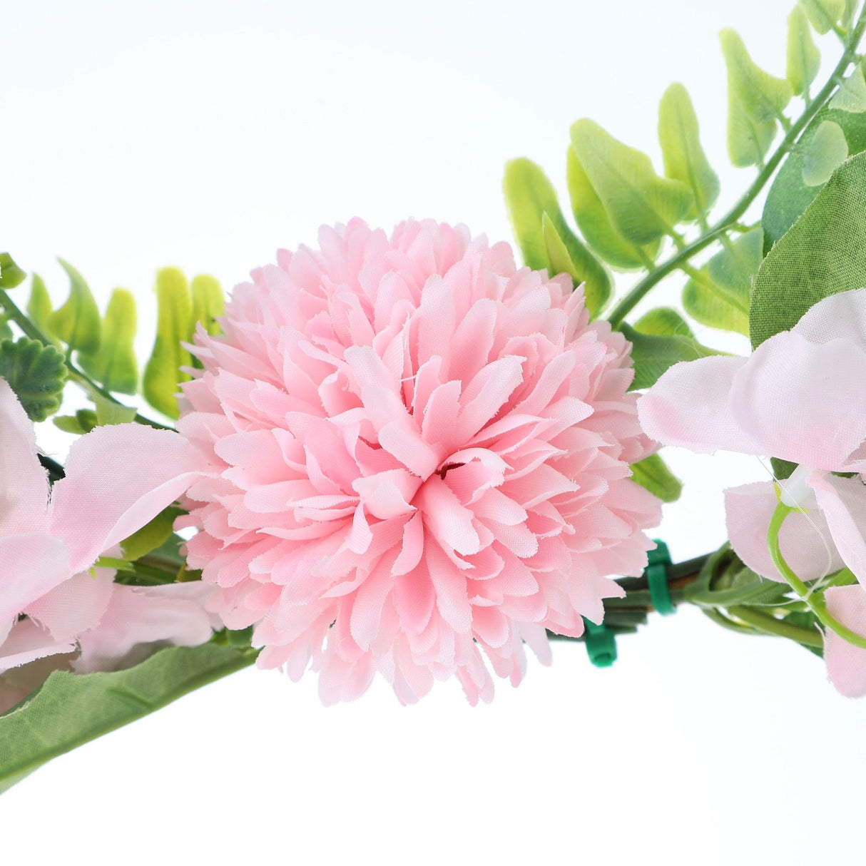 Iron Flower Plant Wall Hanging Wreath Artificial Wreath Silk Fabric Hanging Door Wreath for Living Room Bedroom Wedding