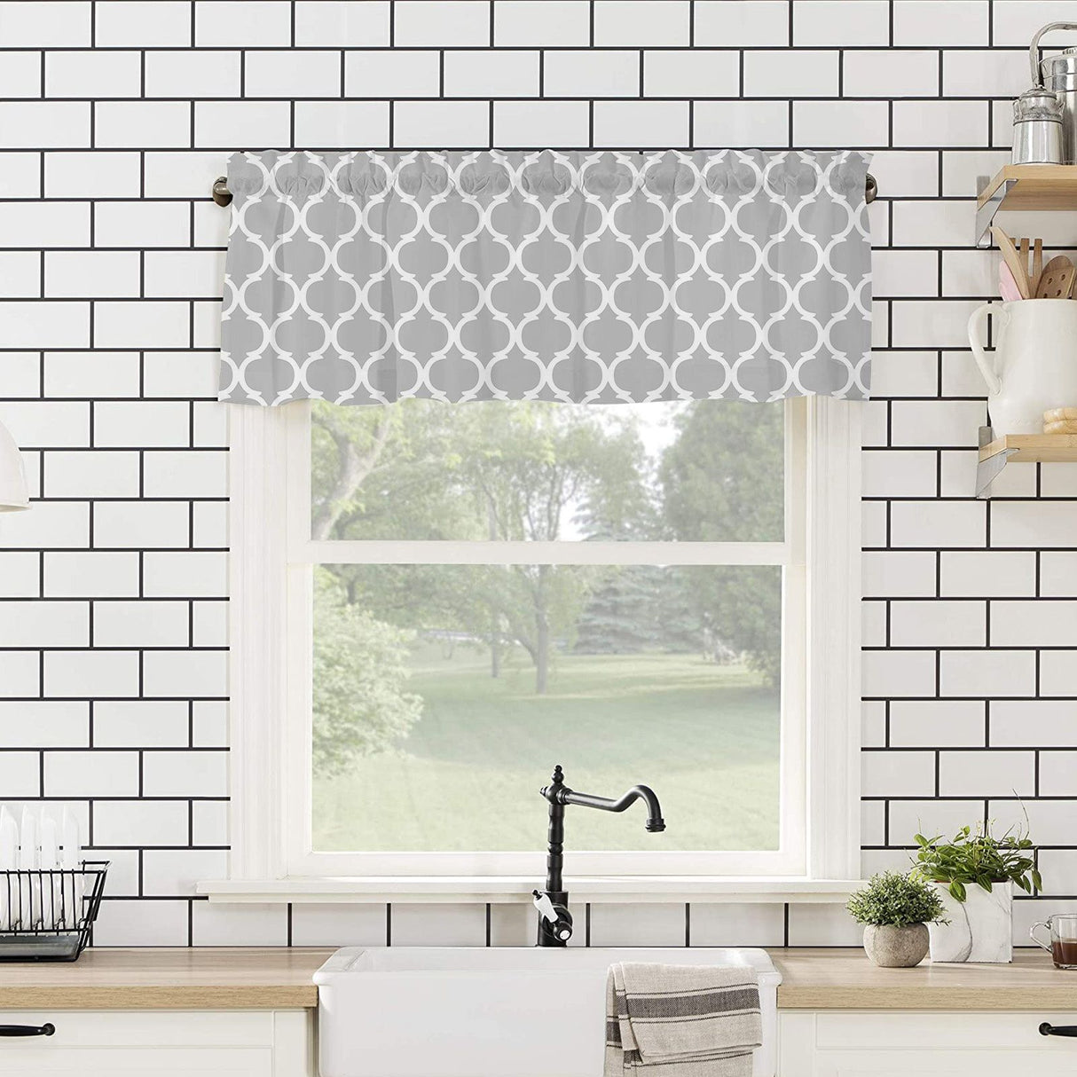 Window Top Curtain Fashion Printing Light Blocking Valance Short Curtain for Home Use 137x45cm