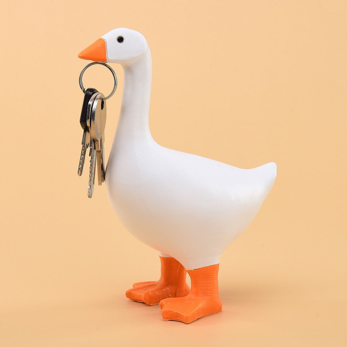 Duck Shaped Resin Crafted Magnetic Pendulum Decoration Keychain