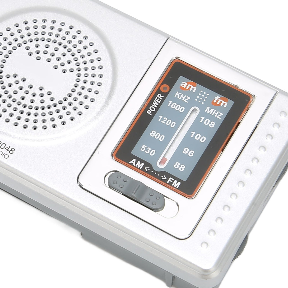 AM FM Radio Silver Gray Pocket Size AM FM Compact Simple Design AA Battery Powered Pocket Radio for Parents Grandparents