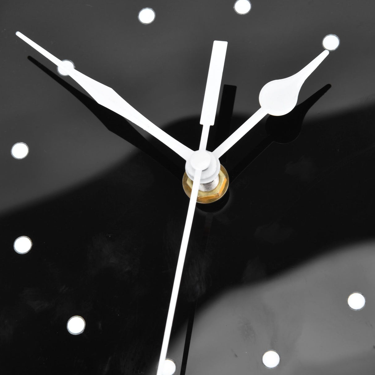 Wall Clock Swing Dog DIY Simple Fashion Silent Frameless Wall Clock With Swing Tail Home Office Decoration