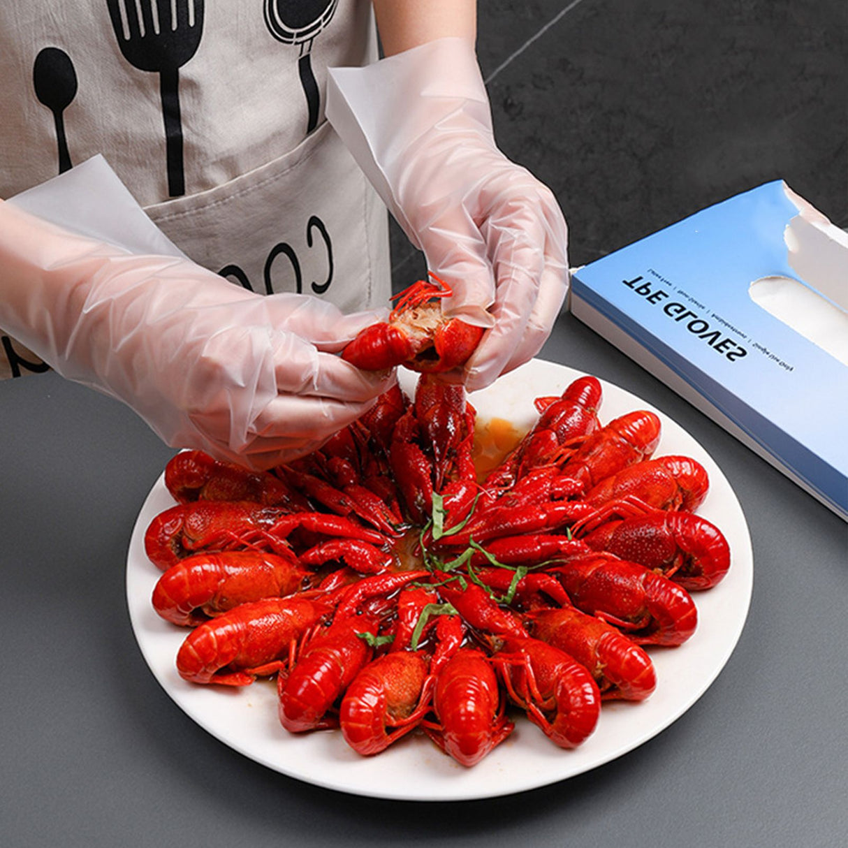 100PCS Disposable TPE Gloves Thicken Transparent Food Grade for Kitchen Baking Cooking CleaningS