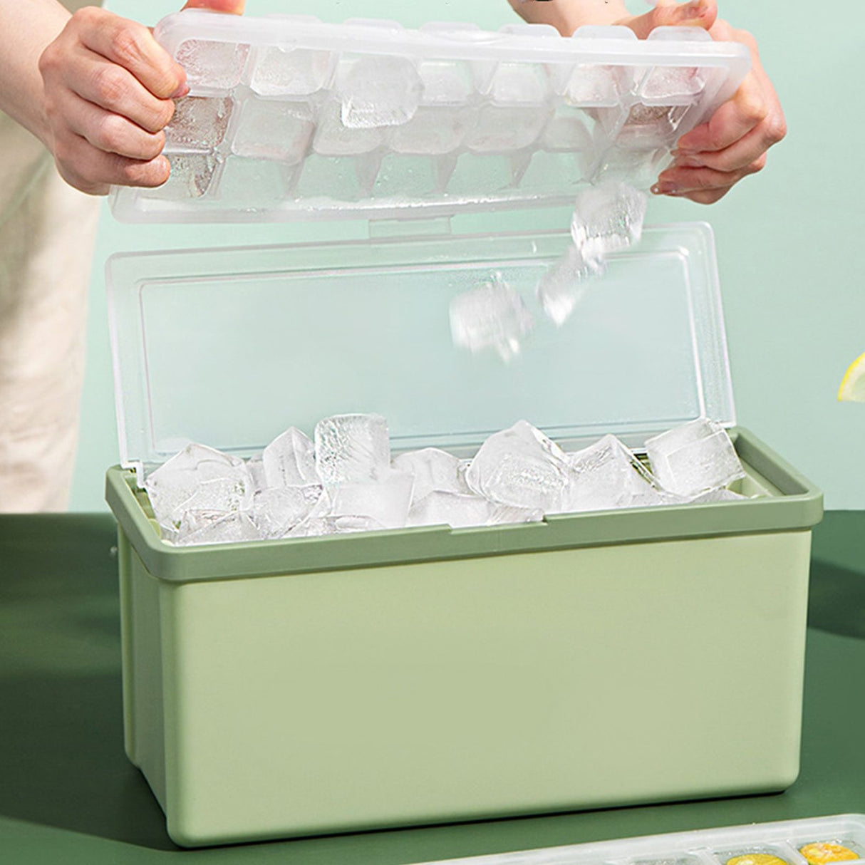 3 Layer Ice Cube Tray Large Capacity Easy Demoulding Pull Out Ice Cube Bin with Ice Shovel Lid for Yogurt Wine Summer 3 Layer Pull Out Ice Box Ice Shovel (Green)