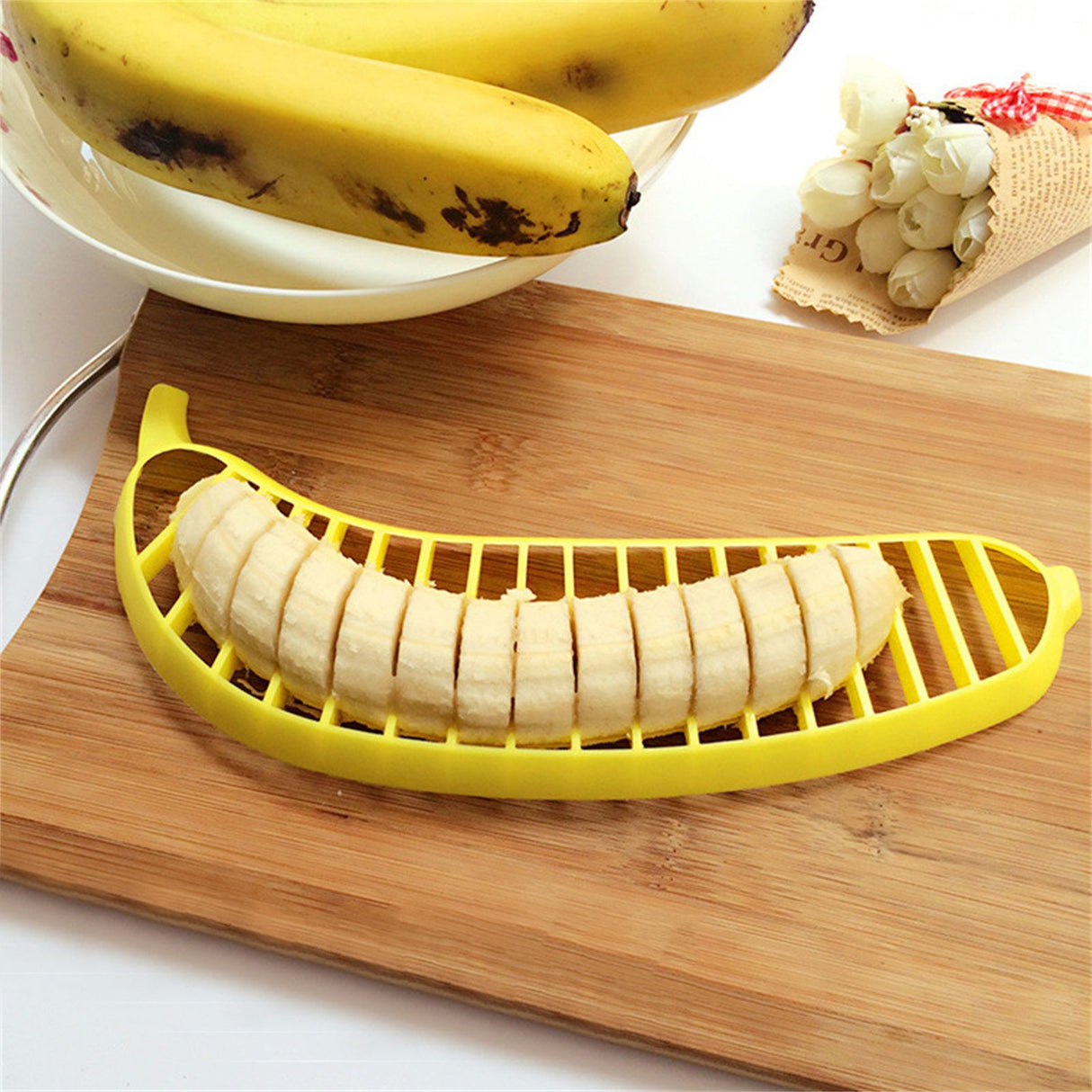 Banana Cutter Fast Uniform Slicing Lightweight Salad Fruit Peeler Cutter for Household Fruit Shop Travelling