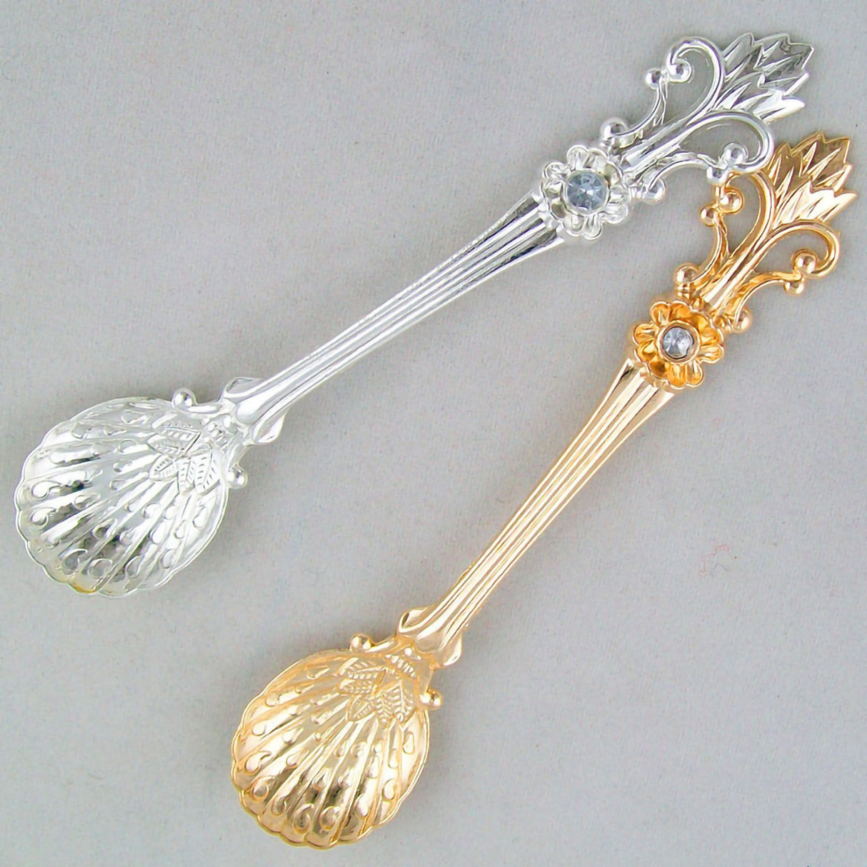 4Pcs Coffee Spoons Set Vintage Aluminum Alloy Dessert Spoons with Orris Pattern for Home Kitchen Use