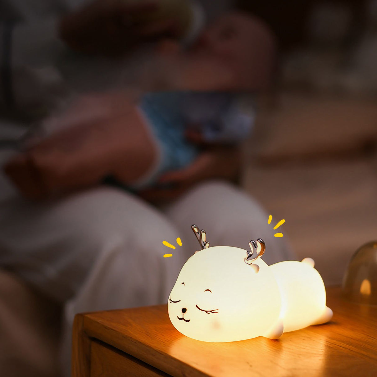 1.5W Silicone Night Light Cute Deer Shape Portable Children Lamp with Tap Control Smart Timing