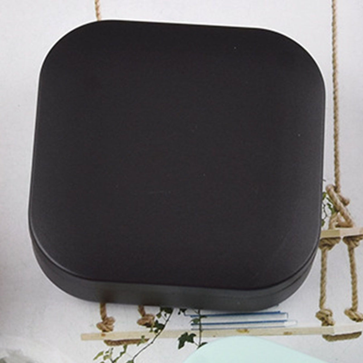 Contact Lens Box Plastic Leakage Proof Dustproof Portable Square Contact Lens Case Black