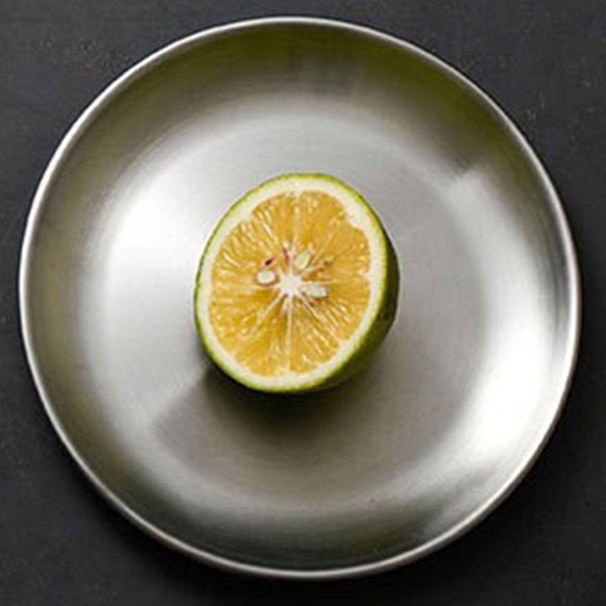 Stainless Steel Round Pizza Pan Tray Diameter 11.8in Round Brushed Metal Dinner Plates for Cake Dessert Fruit Western Cuisine