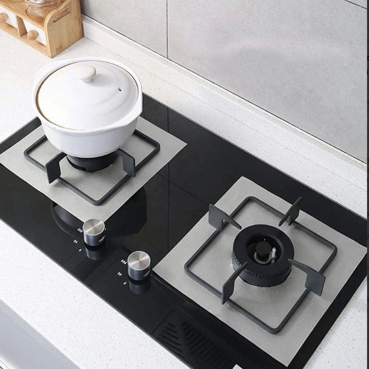 10pcs Gas Range Stove Cover Thickness 0.2mm Waterproof Reusable Heat Resistant Fiberglass Gas Stove Protector Pad Silver
