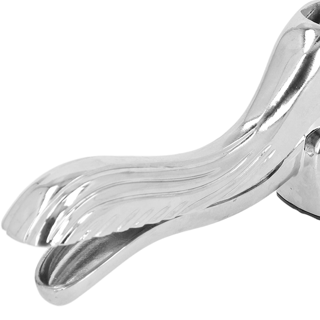 Walnut Cracker Clip Squirrel Shape Zinc Alloy Walnut Opener Multi Purpose Nutcracker for Chestnuts Pecans