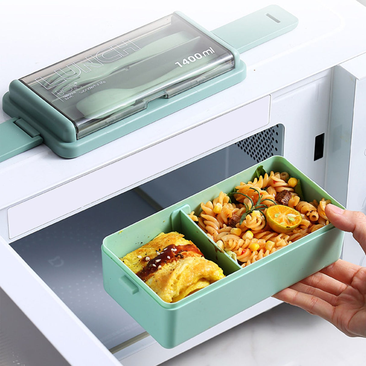 Bento Box Two Layers Green with Divider Food Grade Plastics Microwave Safe Lunch Container for Picnic