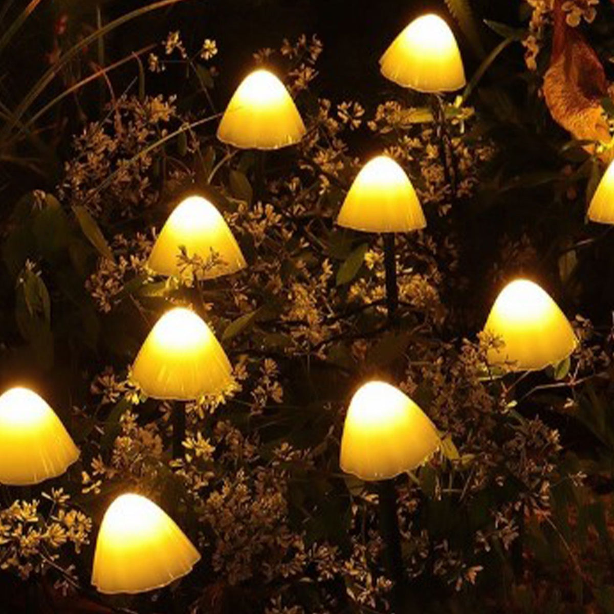 Mini Mushroom Solar Lights 8 Modes LED Waterproof String Pathway Outdoor Decoration for Garden Backyard Lawn Party 3.45meter 10 Beads Warm White