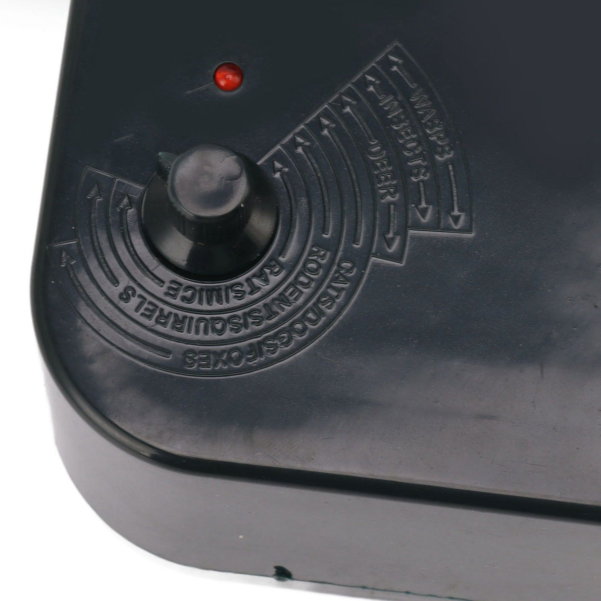 Ultrasonic Animal Repeller Solar Power Stray Cat Dog Humane Environment Protection Garden Tools