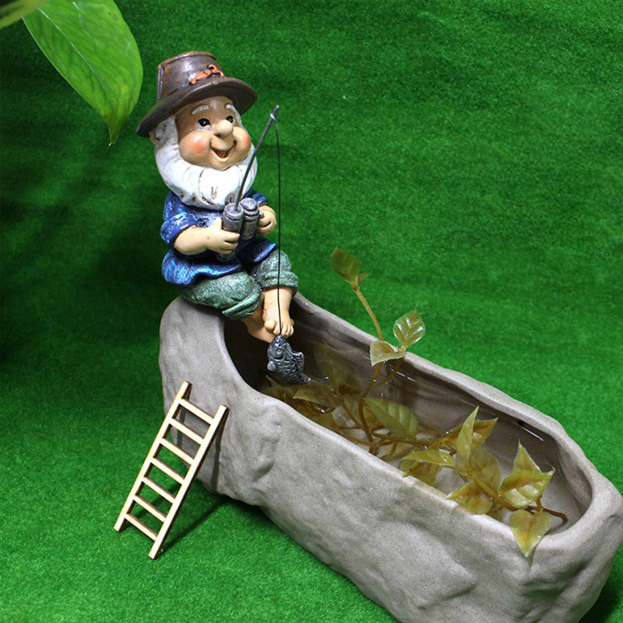 Fishing Man Figurine Bright Colors Lifelike Details Durable Resin Widely Used Fisherman Statue for Garden Home Backyard
