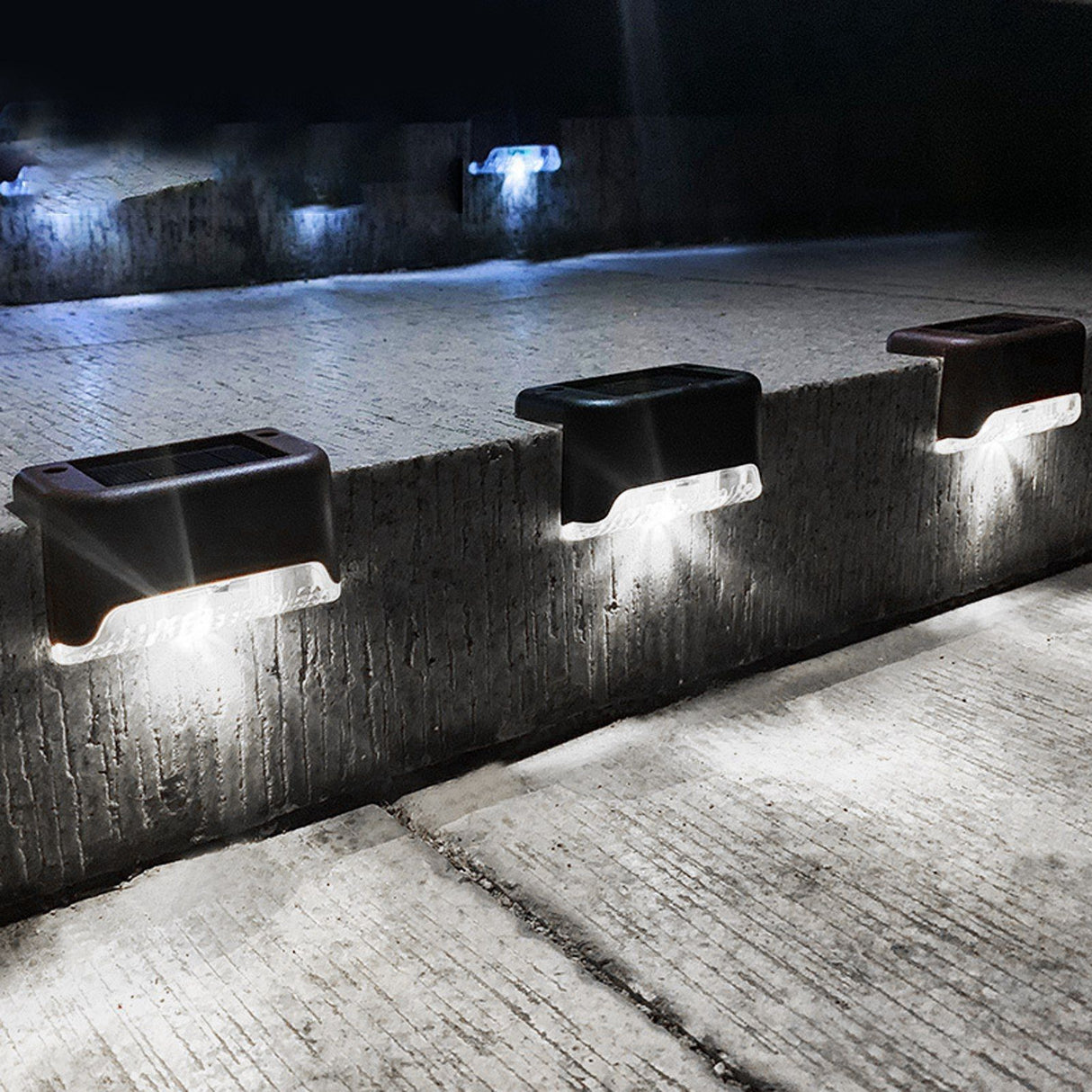 4 Pcs Solar Step Light White Lighting Waterproof High Strength Solar LED Deck Light Outdoor Stair Lamp
