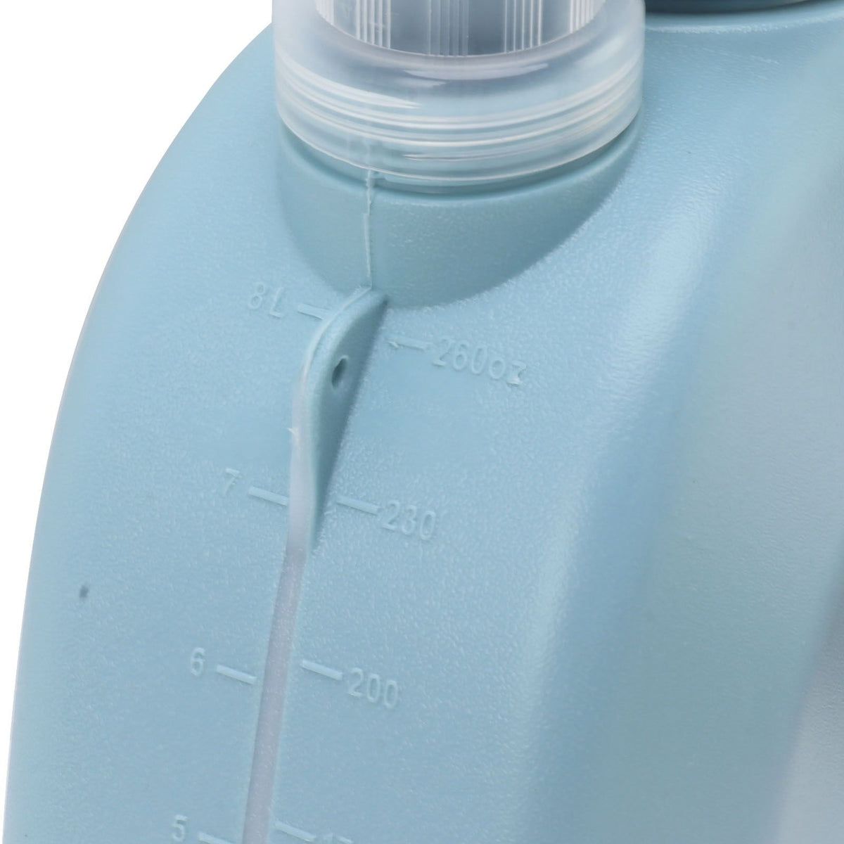 8L Electric Sprayer Slip Resistant Handle 2000mAh Battery Powered Sprayer with Shoulder Strap for Household Blue