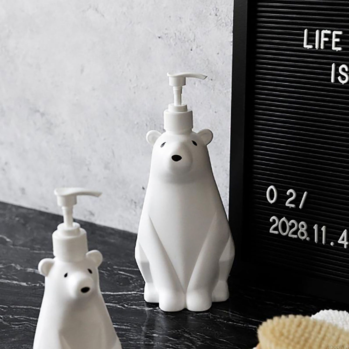 Soap Dispenser Bottle Cute Bear Shape Large Capacity Pump Dispenser Bottle for Bathroom Kitchen S (8.5x19cm/3.3x7.5in) (300ML)