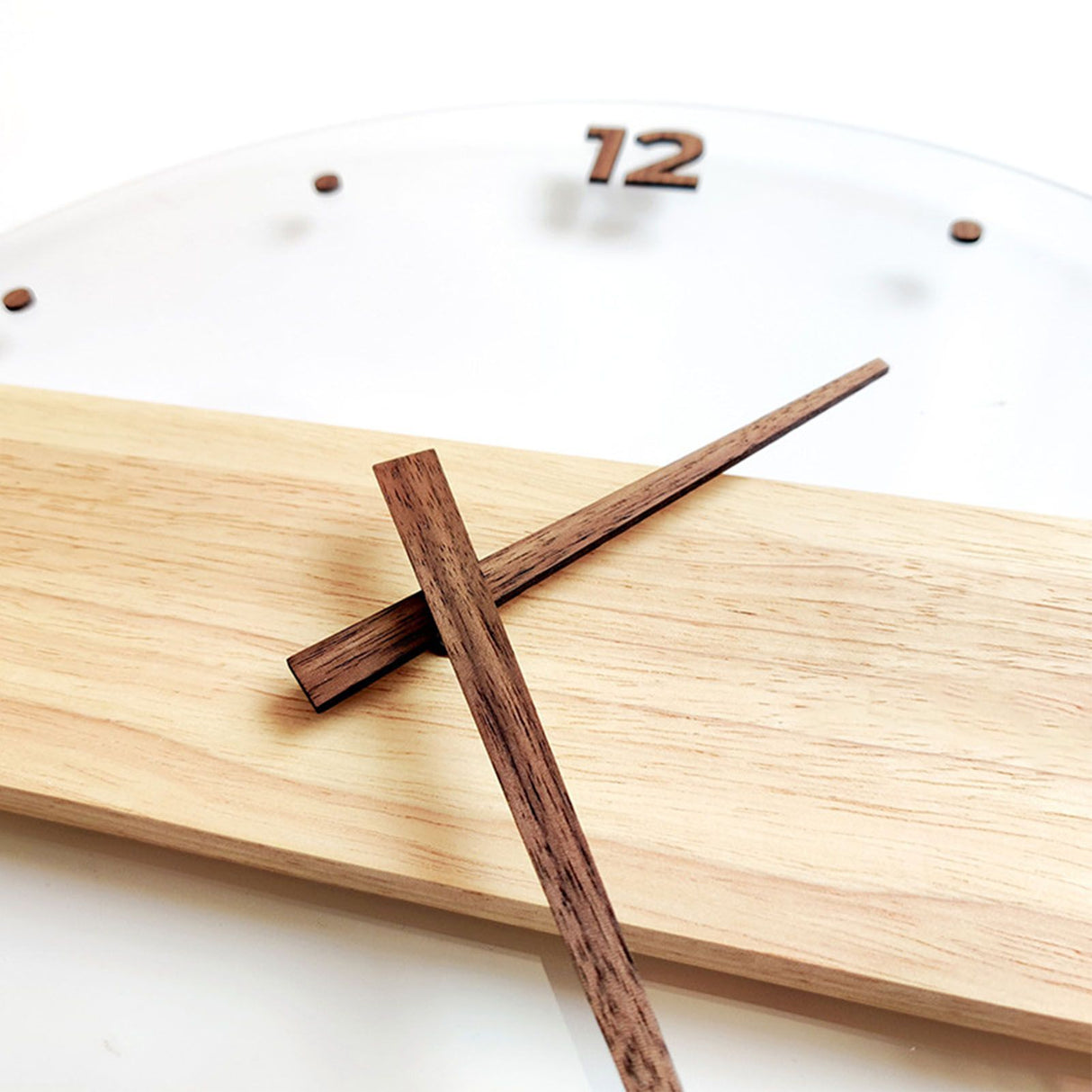 Wall Clock Silent Round Decorative Modern Acrylic Panel Hanging Clock for Living Room Bedroom Office