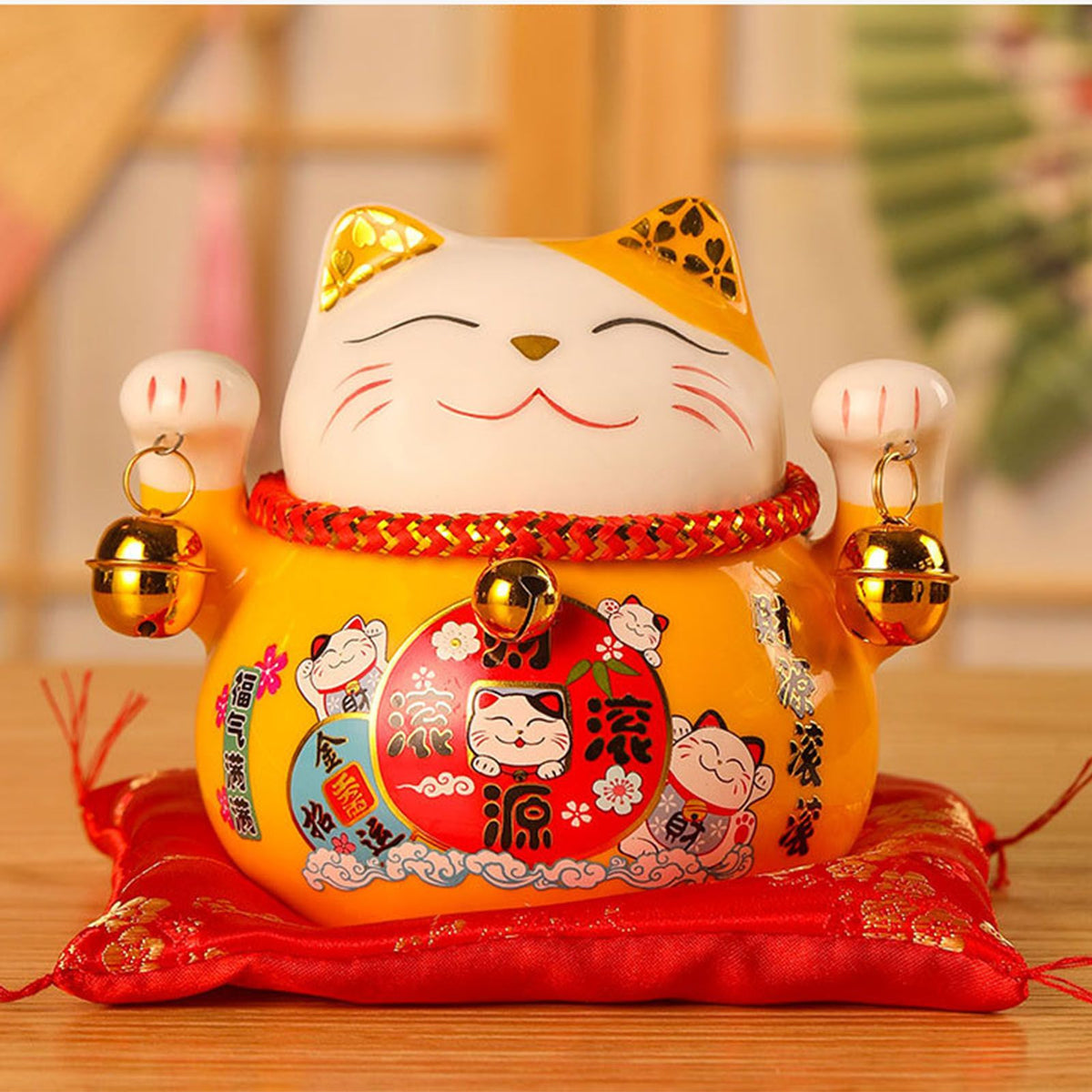 Lucky Cat Coin Bank 4.5in Exquisite Cute Bring Luck Good Wish Ceramic Fortune Cat Saving Pot Desk Decoration Yellow
