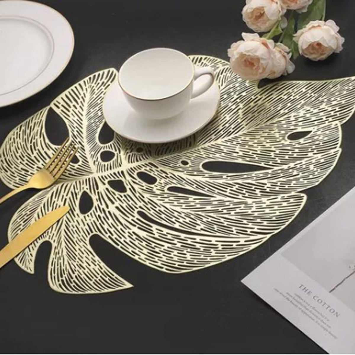 6Pcs Insulation Placemat Hollow Out Simulation Leaf Shape Heat Resistant PVC Table Mat for Kitchen Table Gold