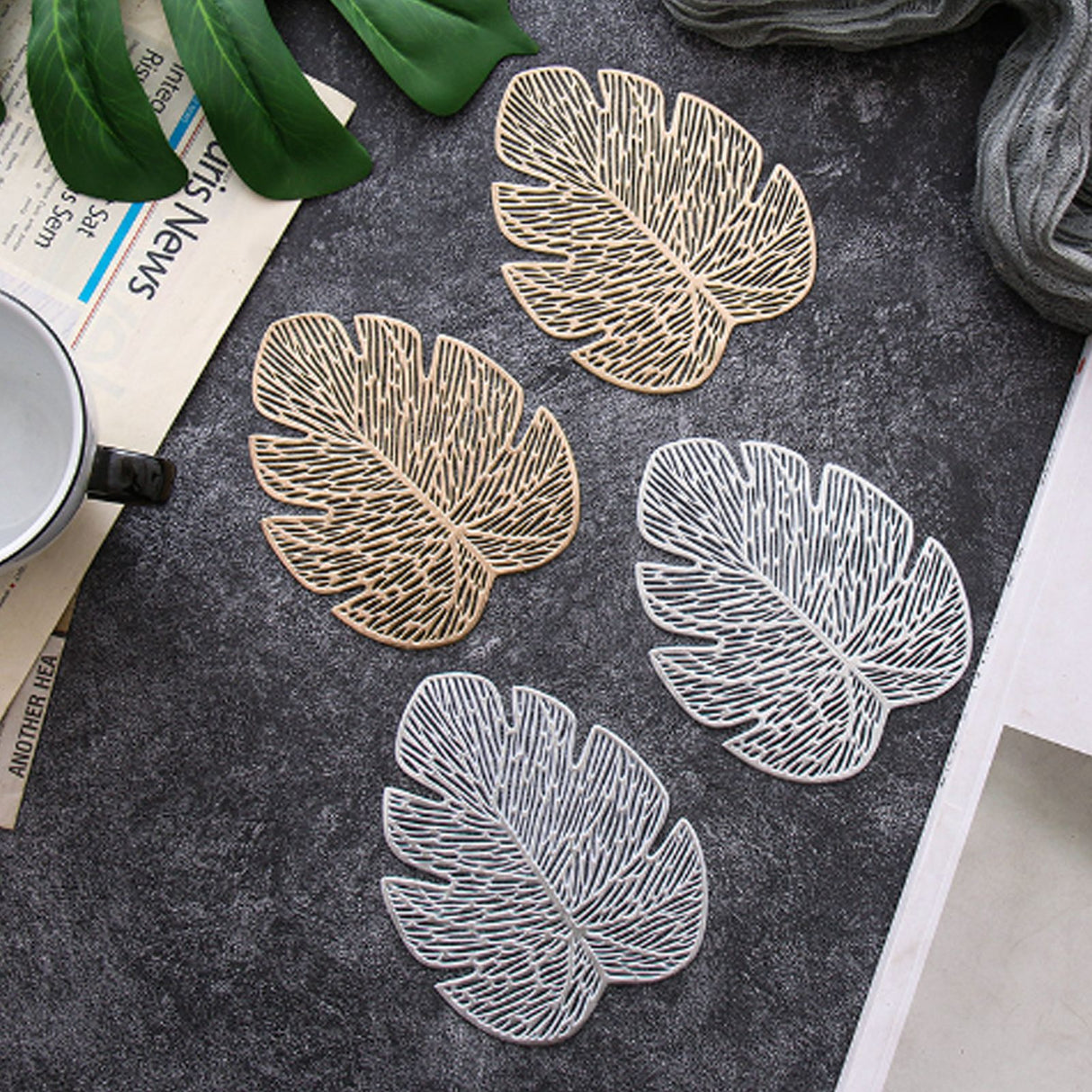 Placemats and Coasters Set Hollow Insulation 6 Pcs Round Dining Table Place Mats and 6 Pcs Leaf Shape Cup Coasters Gold