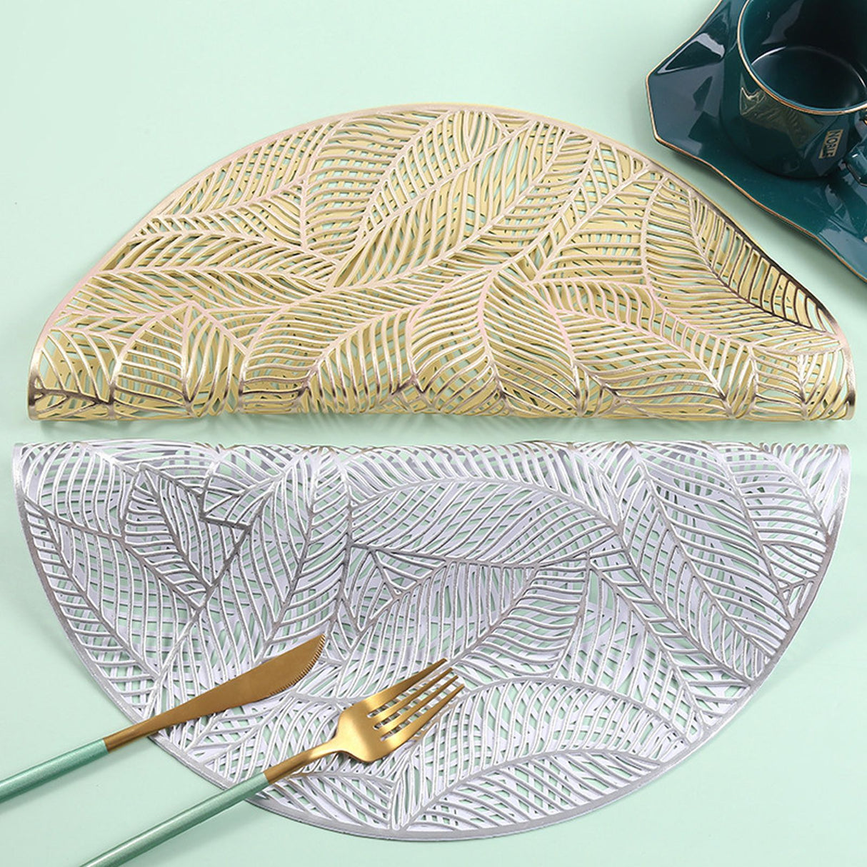 Placemats and Coasters Set Hollow Insulation 6 Pcs Round Dining Table Place Mats and 6 Pcs Leaf Shape Cup Coasters Gold