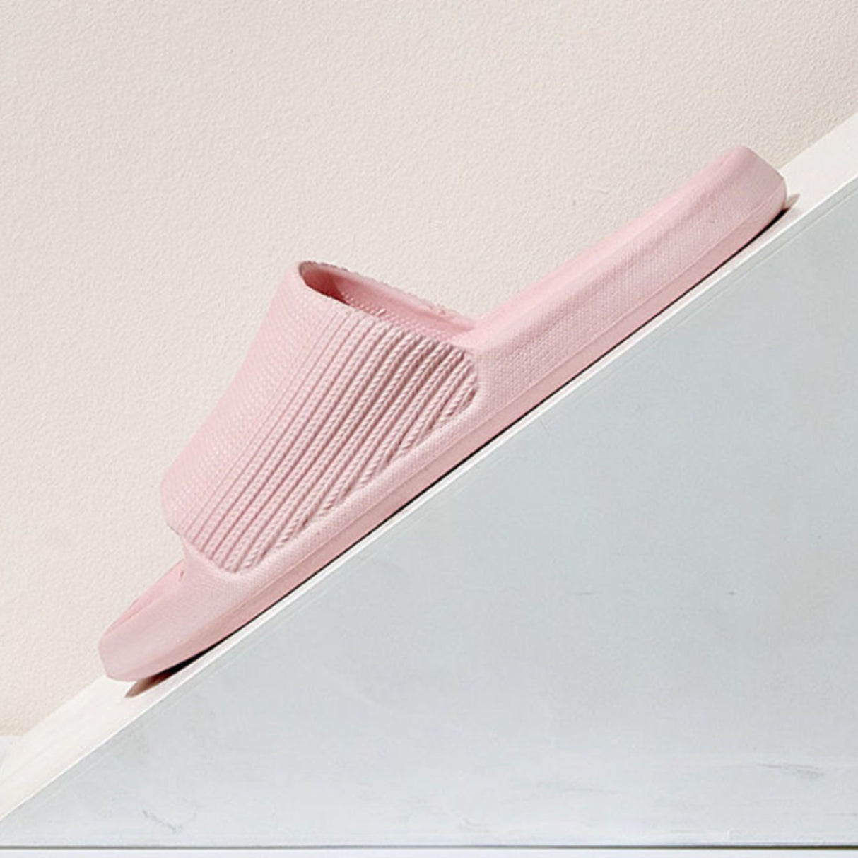 Bathroom Slippers Anti Slip Soft Thick Sole Integrated Light Weight Home Slippers Pink 40 41 (25cm/9.8in)