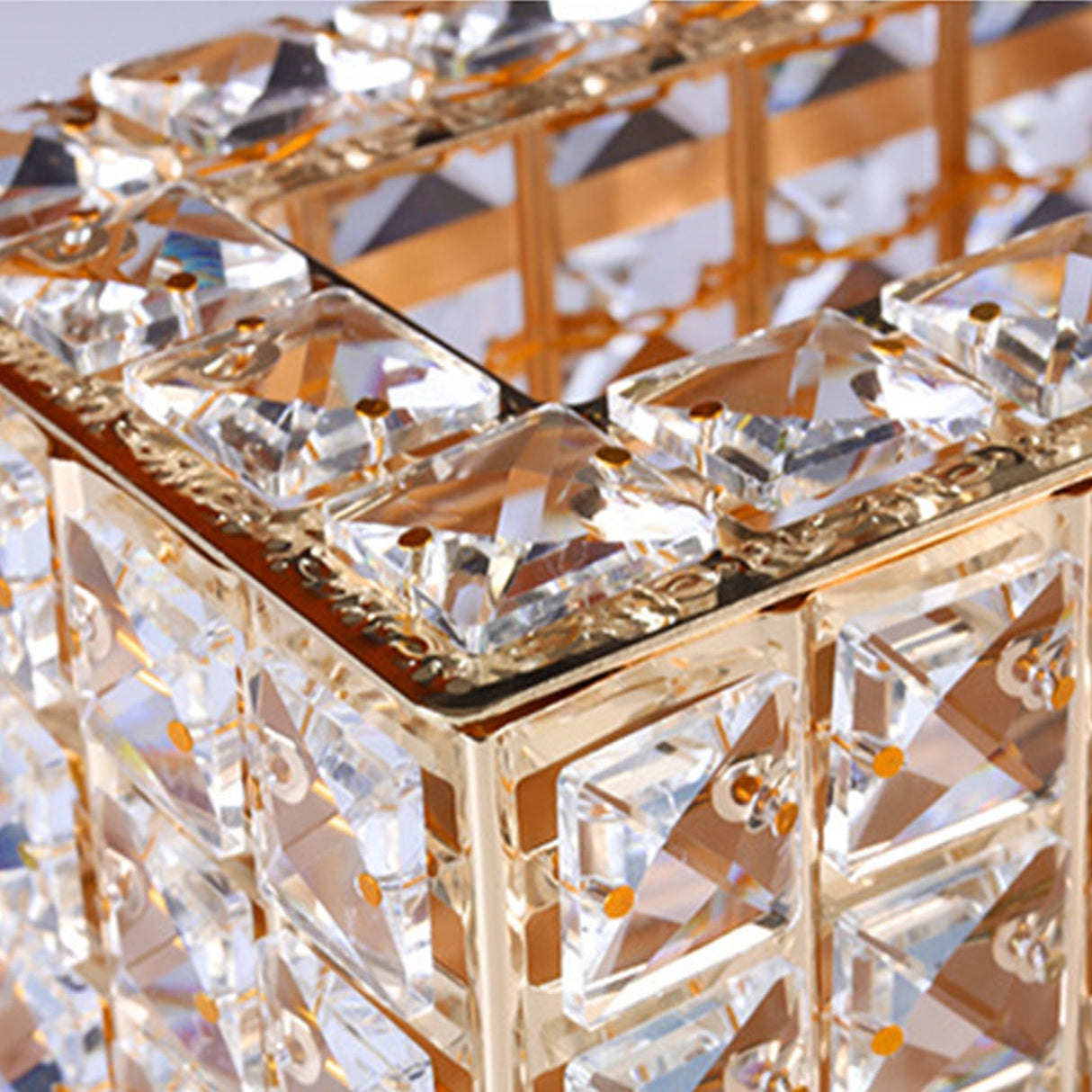Tissue Dispenser Light Luxury Napkin Storage Box Metal Crystal Glass Tissue Holder for Home