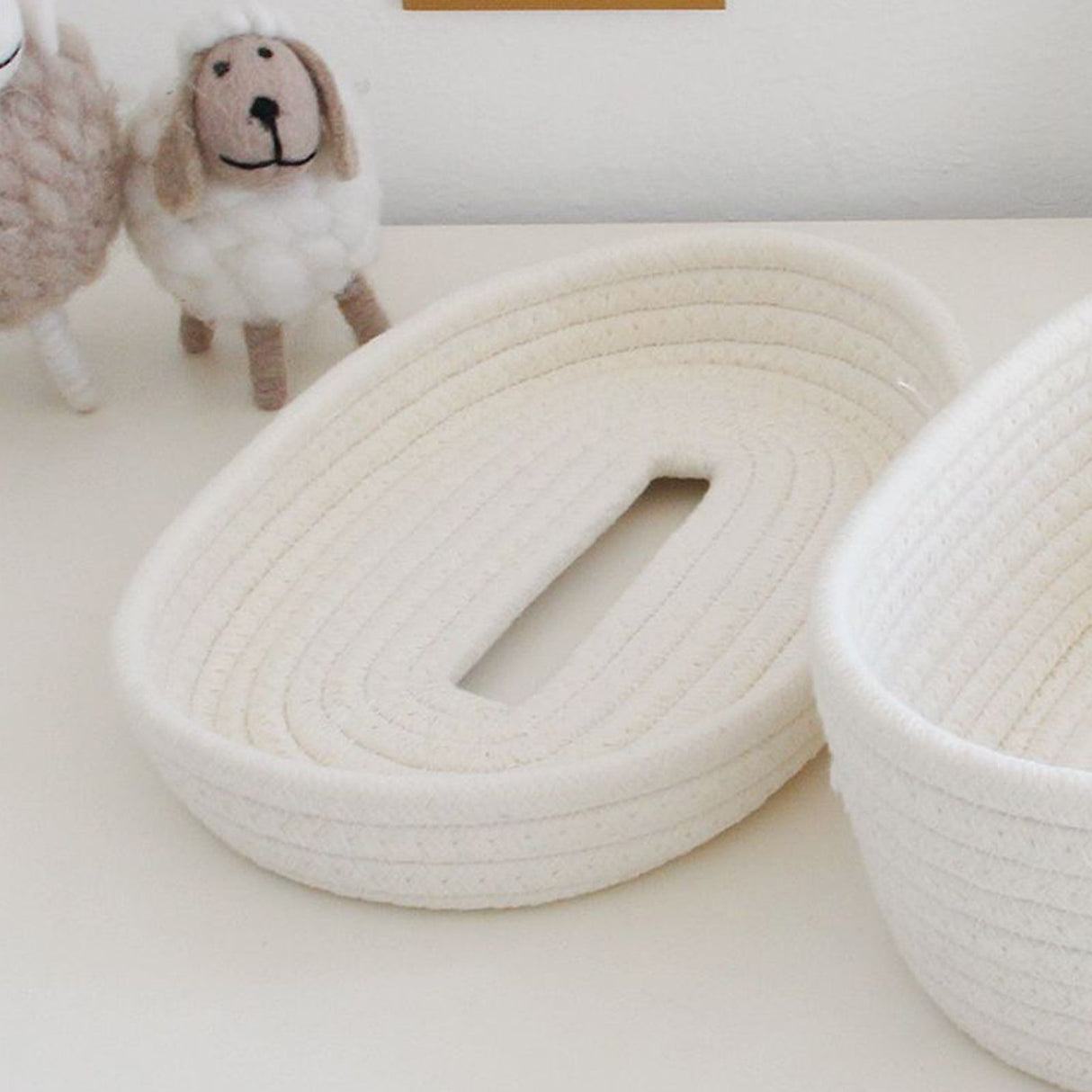 Tissue Box Cover Handmade Cotton Rope Napkin Tissue Holder Decorative Household Desktop Tissue Storage Box White
