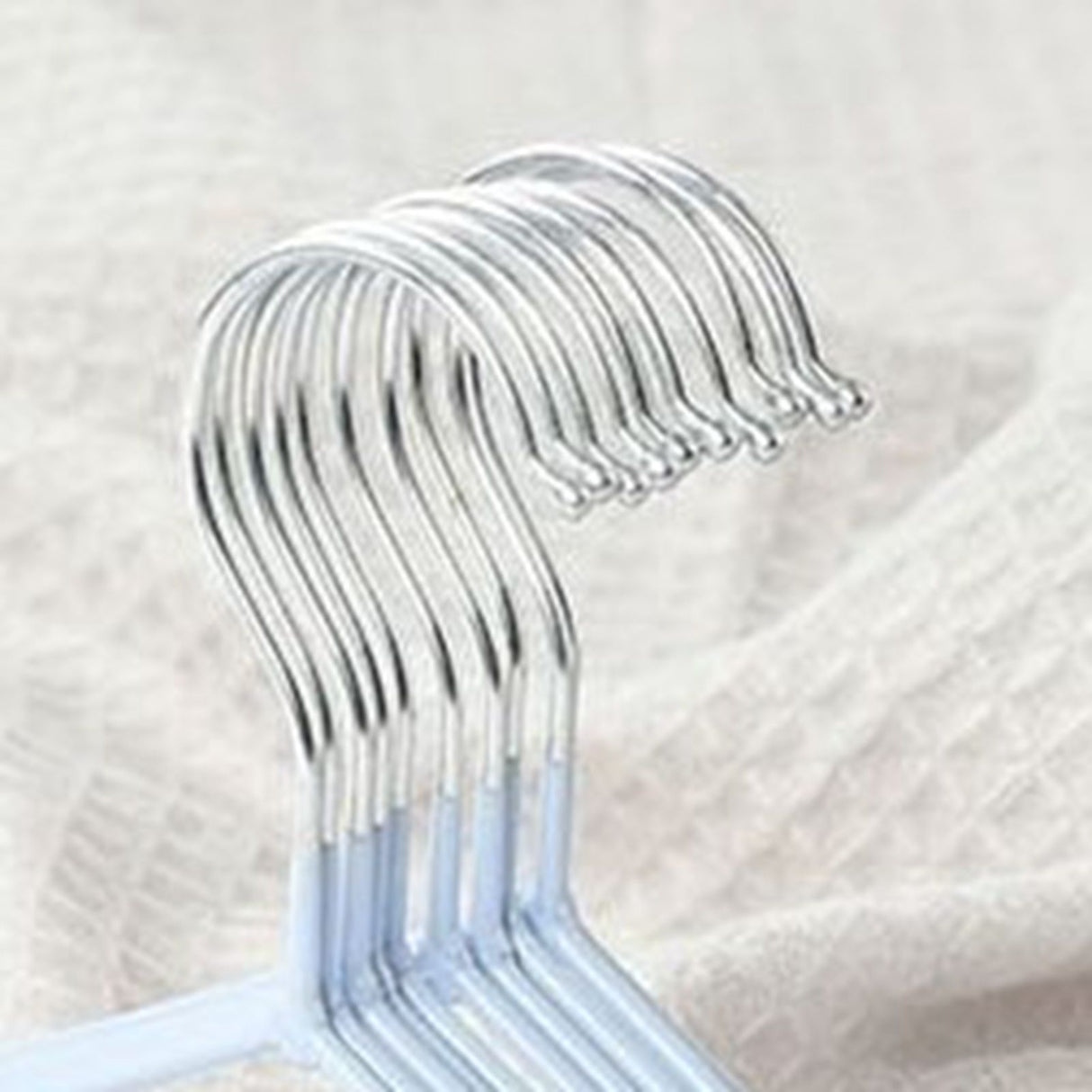 Clothes Hangers Prevent Slip Space Saving Heavy Duty Dry Wet Thick Clothes Hangers for Home Dormitory Blue
