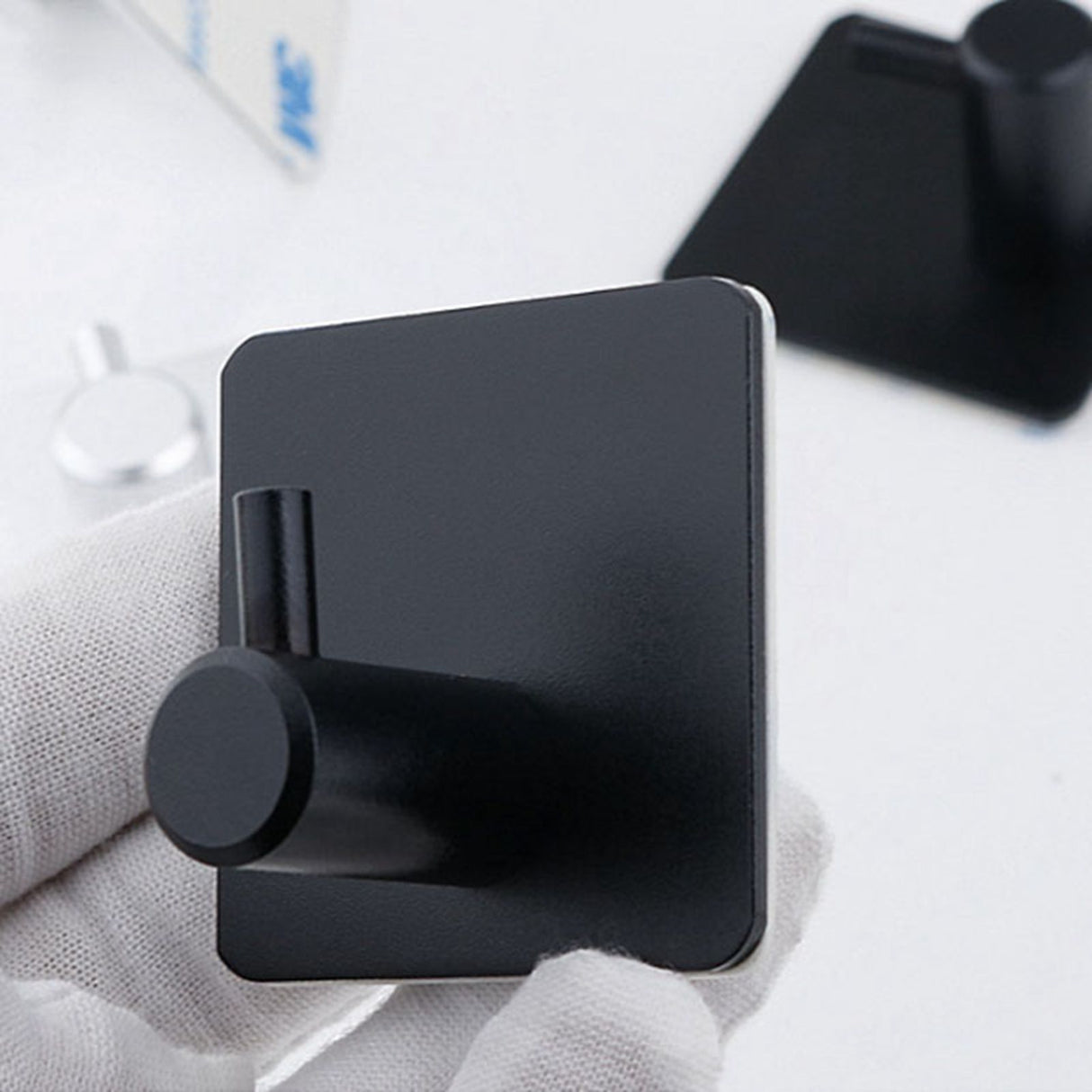 4PCS Clothes Hooks Strong Adhesive Wall Hook 304 Stainless Steel Hanging Hooks Black Square