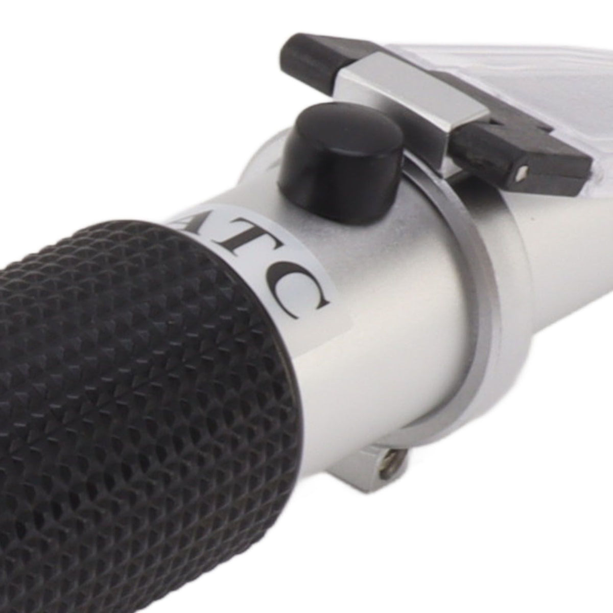 Handheld Refractometer 1.000 to 1.130 SG 0 to 32 Brix Sugar Alcohol Meter with Auto Temp Compensation for Beer Fruit