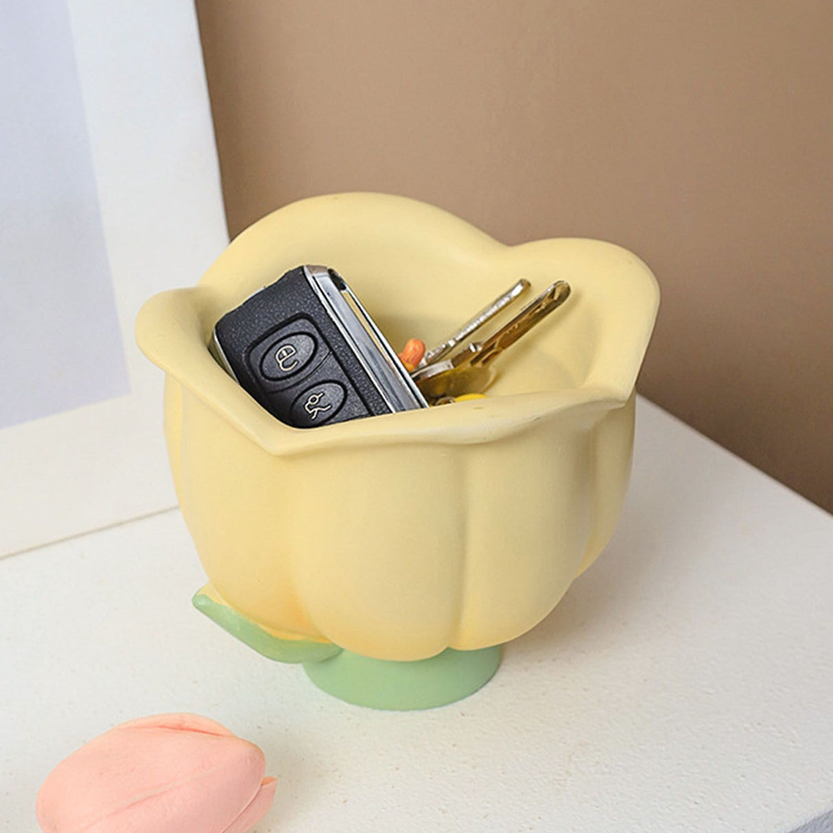 Flower Shape Storage Box Innovative Cute Resin Storage Decorative Ornament for Entryway Desk Dressing Table Convallaria Majalis