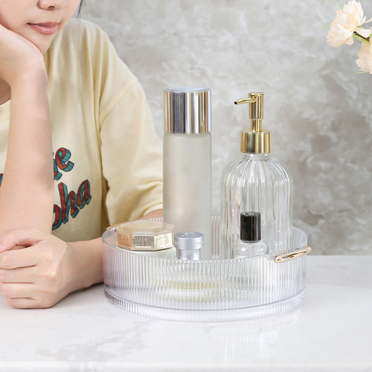 360 Rotating Cosmetic Organizer Texture Storage Rotating Makeup Desk Organizer with Handle for Bathroom Washroom Transparent