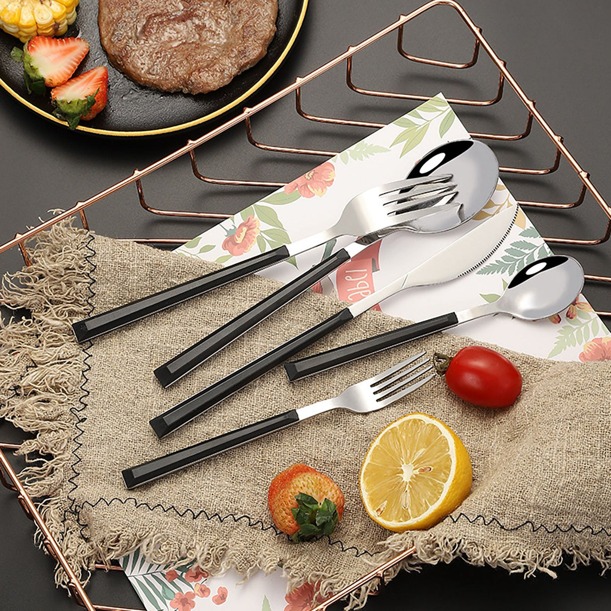 Tableware Cutlery Set Stainless Steel Dinner Knives Forks Spoons Eating Utensils High Hardness Flatware Set Black Handle
