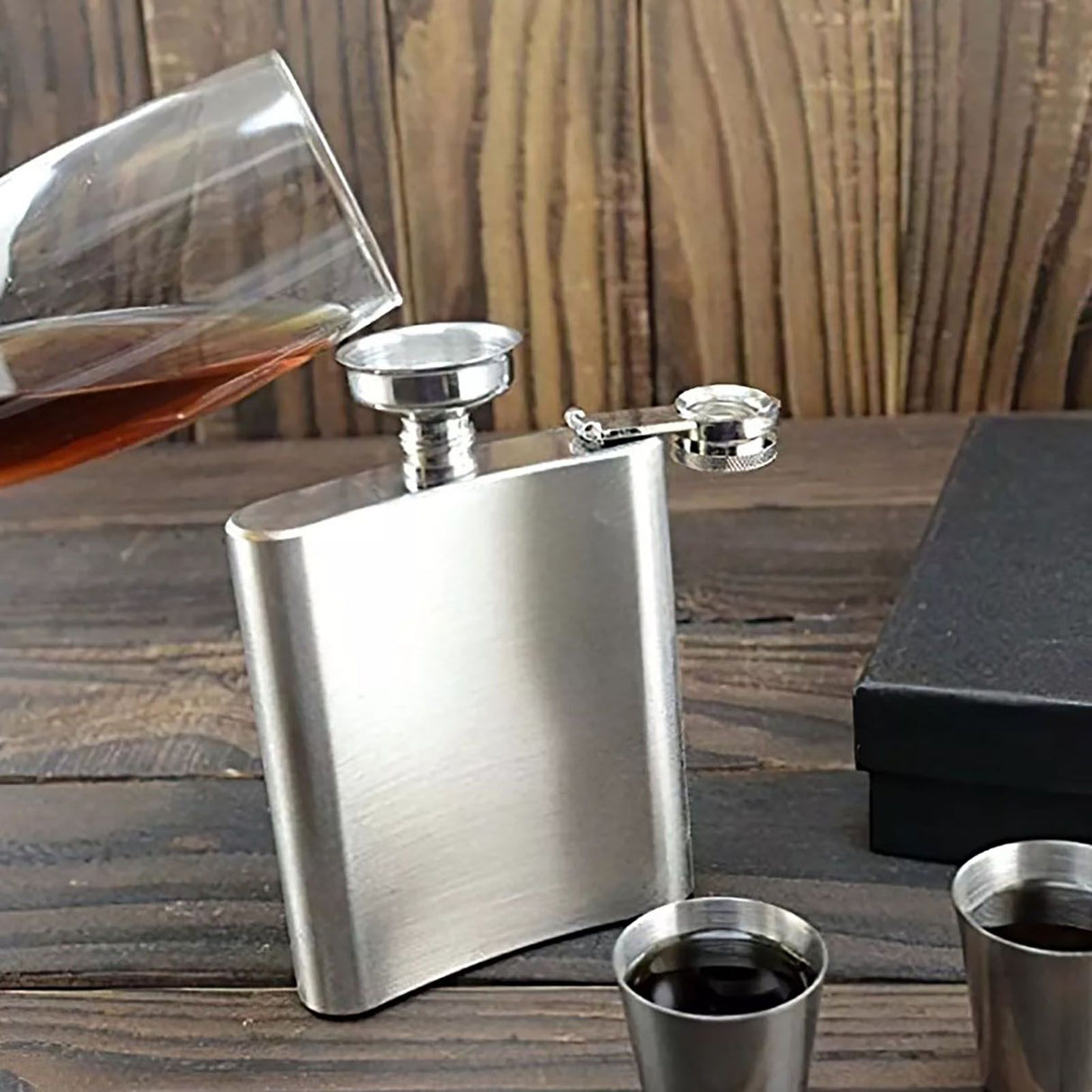 Hip Flask Portable Leak Proof Stainless Steel Whisky Hip Flask with Funnel for Hiking Climbing Fishing Camping 7oz