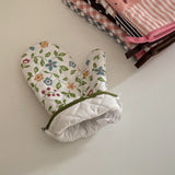 1 Pair Oven Gloves Non Slip Flower Grass Pattern Heat Resistant Microwave Mitts for Cooking Kitchen