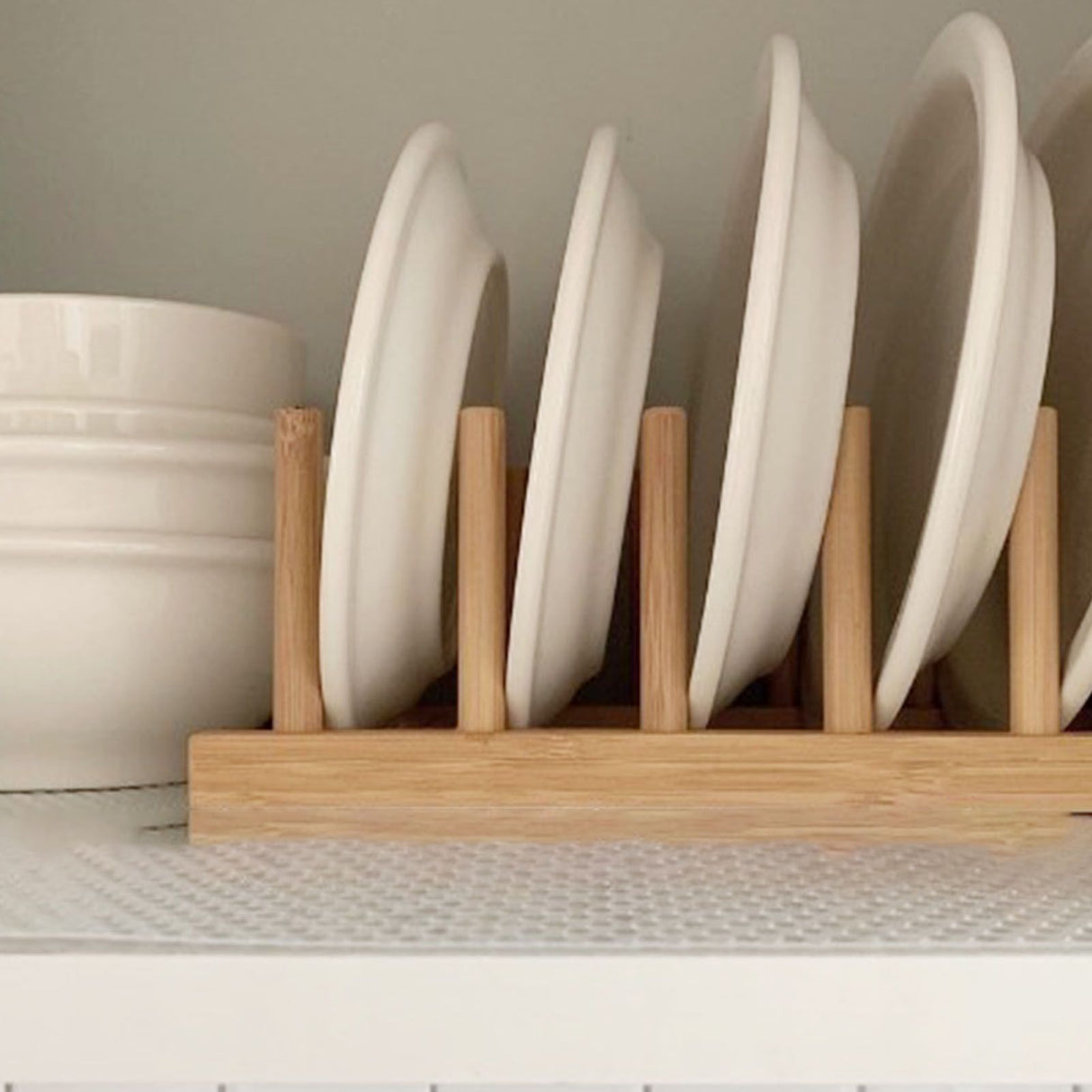 Vertical Wooden Dish Drying Rack 6 Grids Pine Wood Dish Drying Rack with Stable Base for Cups Cutting Boards